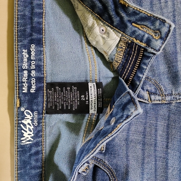 Mossimo Cropped Jeans - Picture 2 of 4